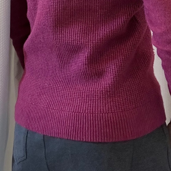 Denver Hayes Women's Semi Fitted Waffle Knit Pullover - Picture 4 of 5